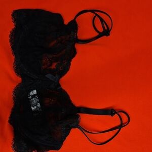 Simone Perele Black Bra Elegance and Comfort